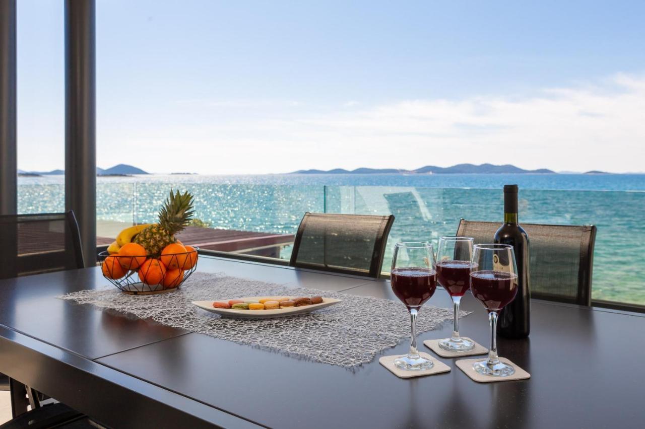Luxury Apartment Sea Пакоштане Экстерьер фото