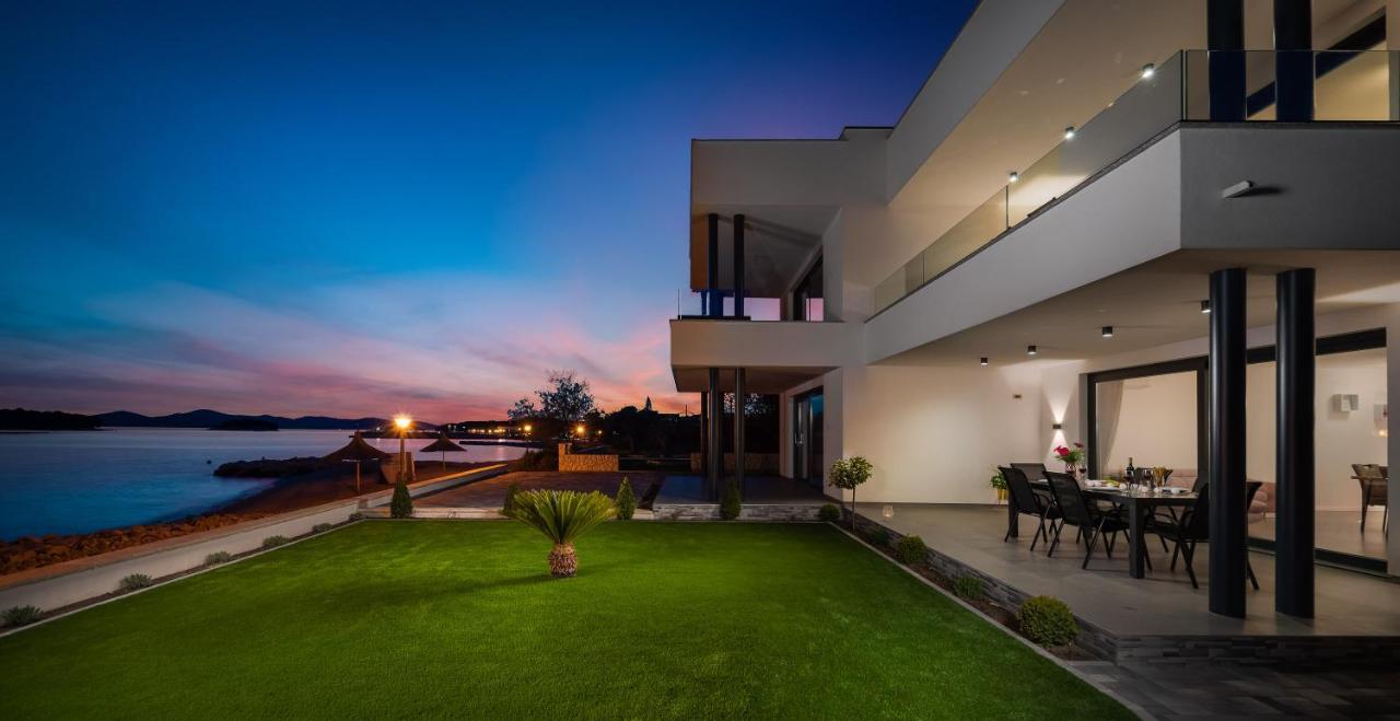 Luxury Apartment Sea Пакоштане Экстерьер фото