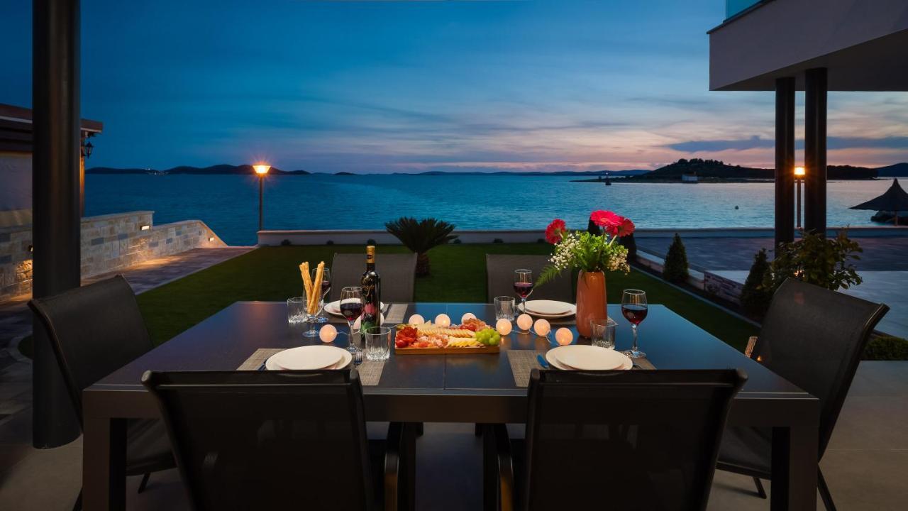 Luxury Apartment Sea Пакоштане Экстерьер фото